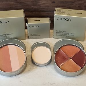 Cargo Cosmetics Beach Blush - Coral Beach + lip gloss quad, eye shadow